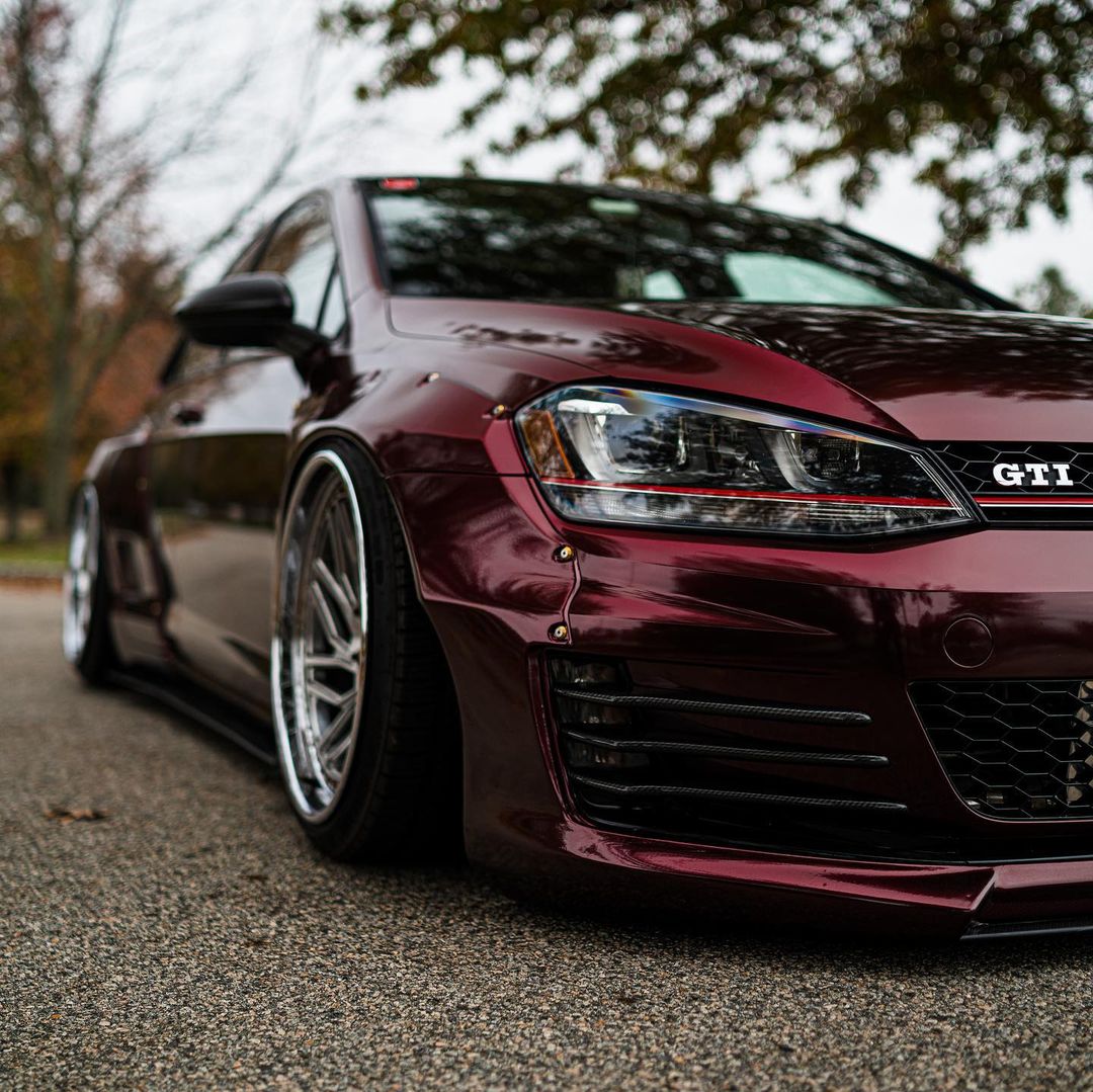Glossy Metallic Black Red PPF
