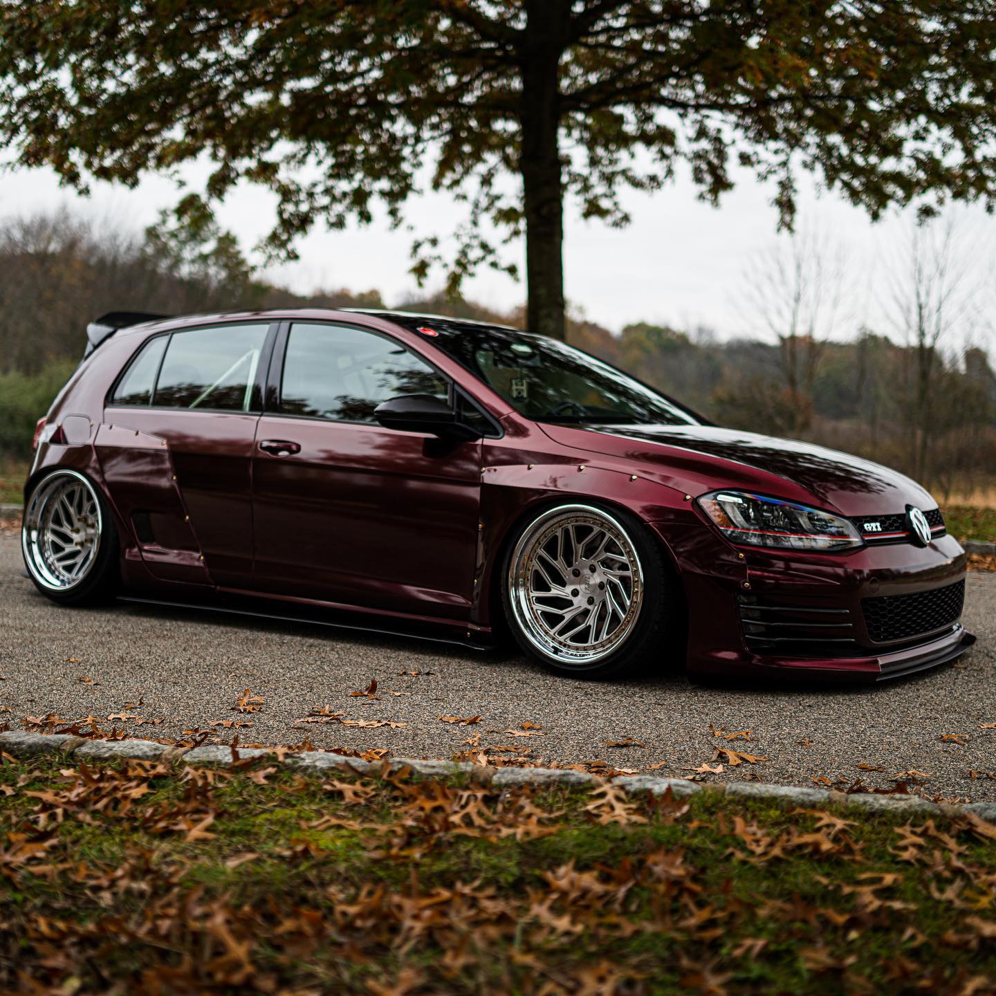 Glossy Metallic Black Red PPF