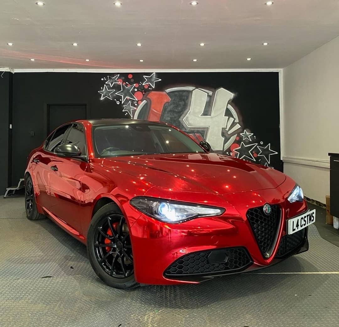 Alfa Romeo Giulia|Mirror Chrome Red Vinyl Wrap|Eowrap