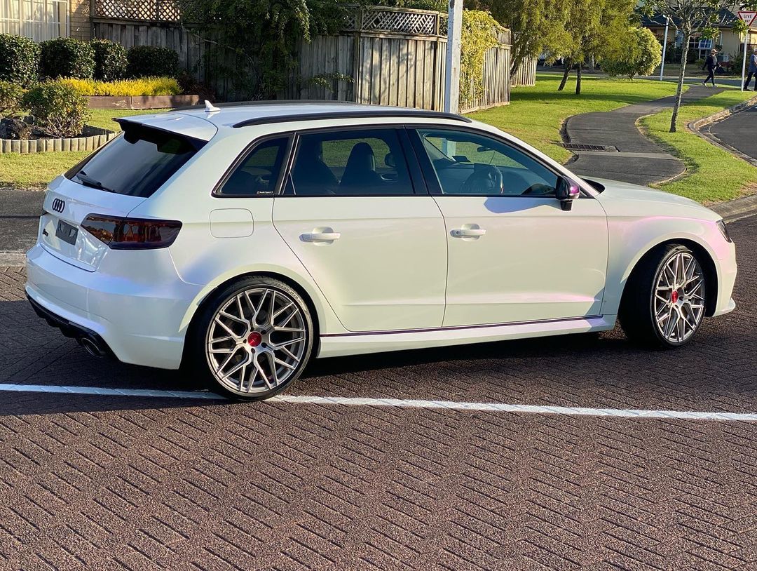 Audi RS3|Matte White Purple Vinyl Wrap|Eowrap