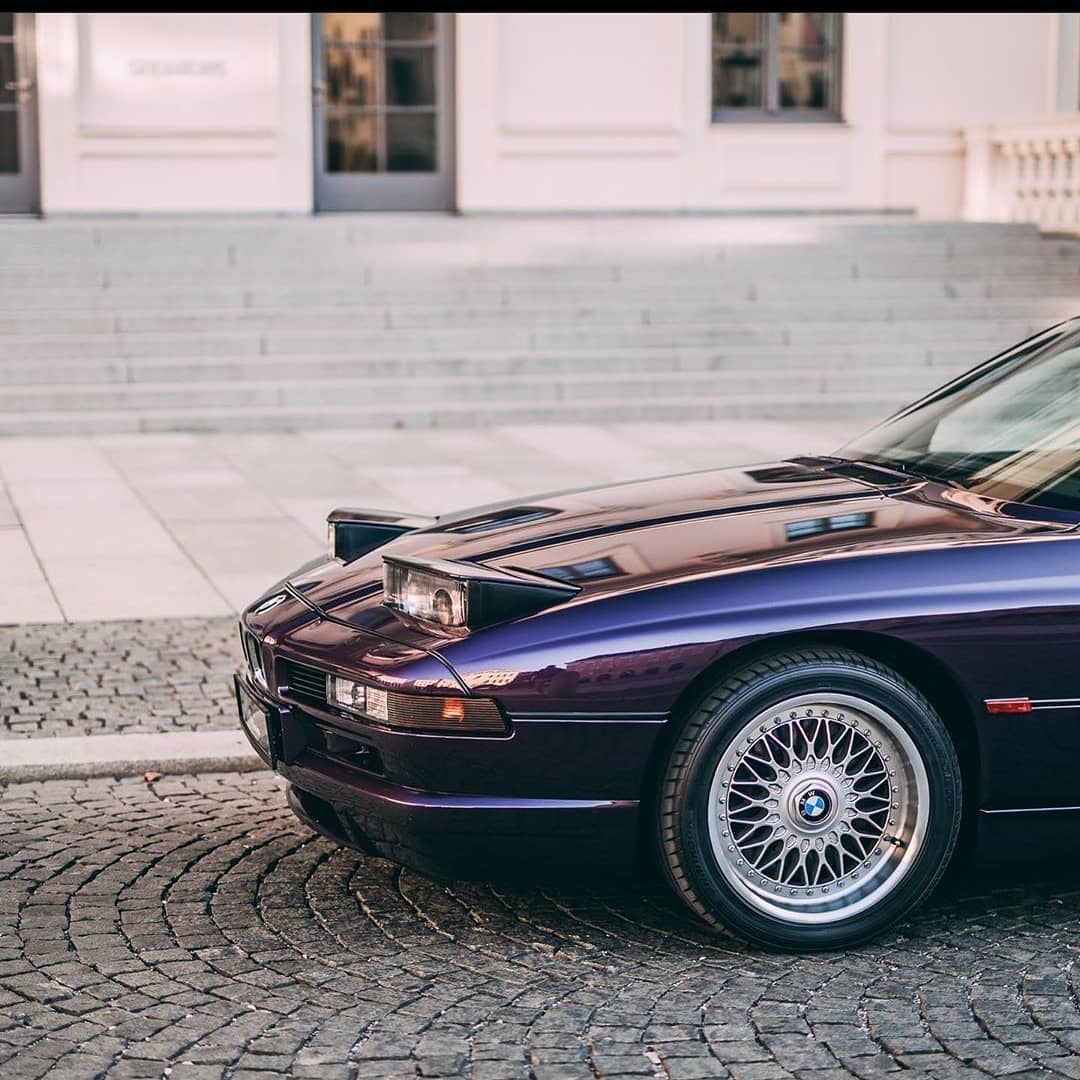 BMW 850 Csi|Glossy Metallic Victoria Violet Vinyl Wrap|Eowrap