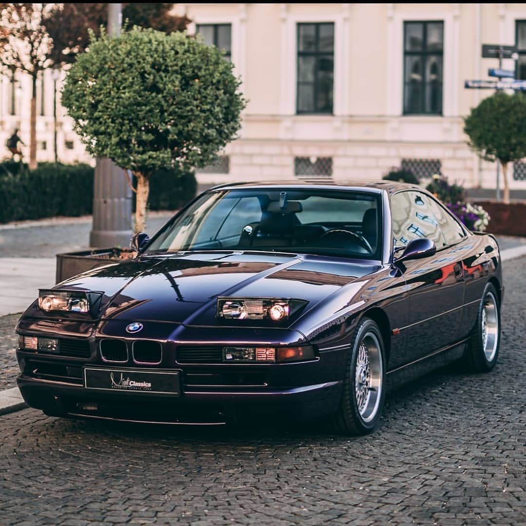 BMW 850 Csi|Glossy Metallic Victoria Violet Vinyl Wrap|Eowrap