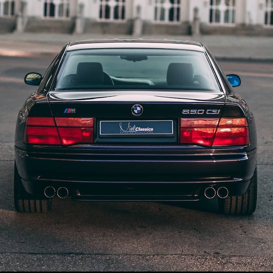 BMW 850 Csi|Glossy Metallic Victoria Violet Vinyl Wrap|Eowrap