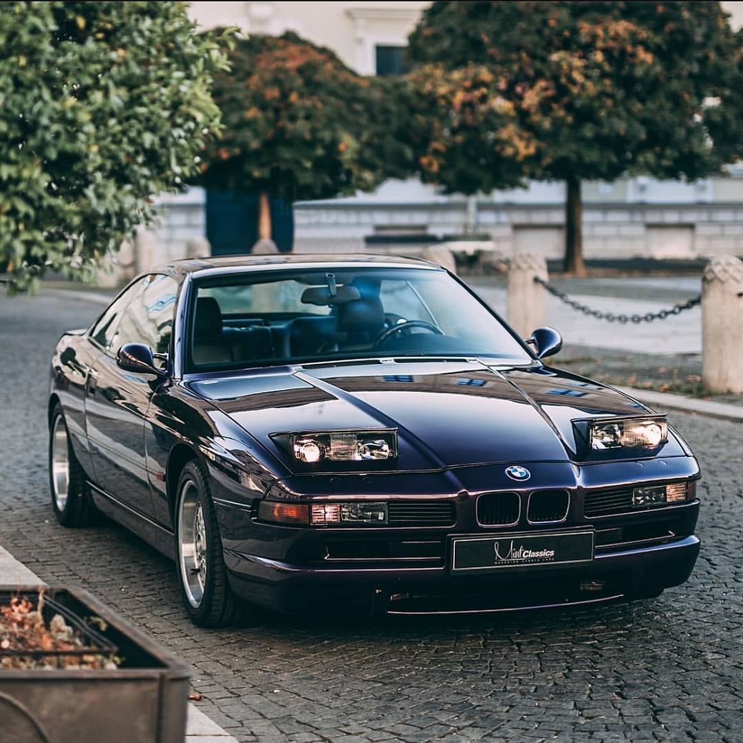 BMW 850 Csi|Glossy Metallic Victoria Violet Vinyl Wrap|Eowrap