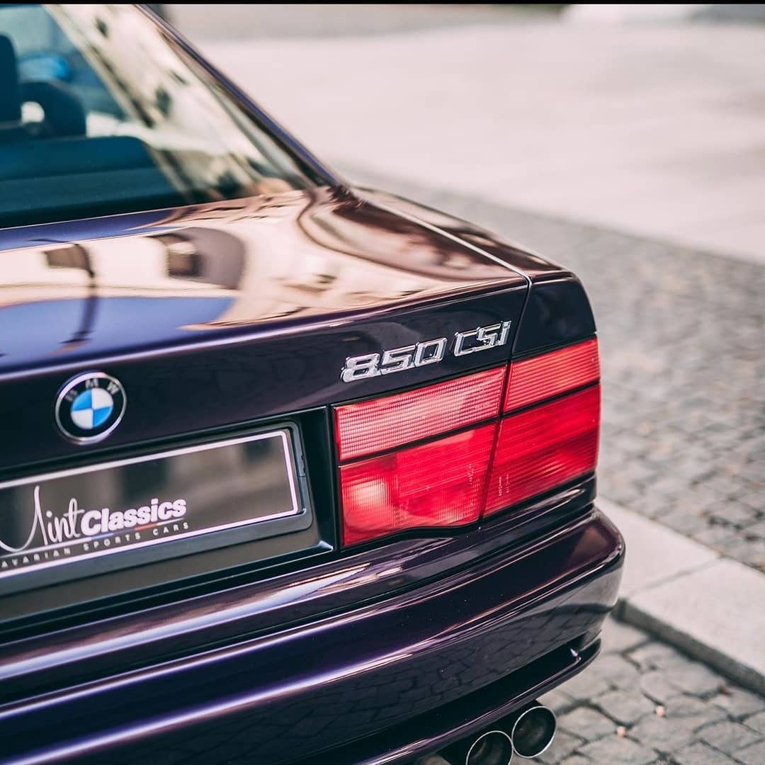 BMW 850 Csi|Glossy Metallic Victoria Violet Vinyl Wrap|Eowrap