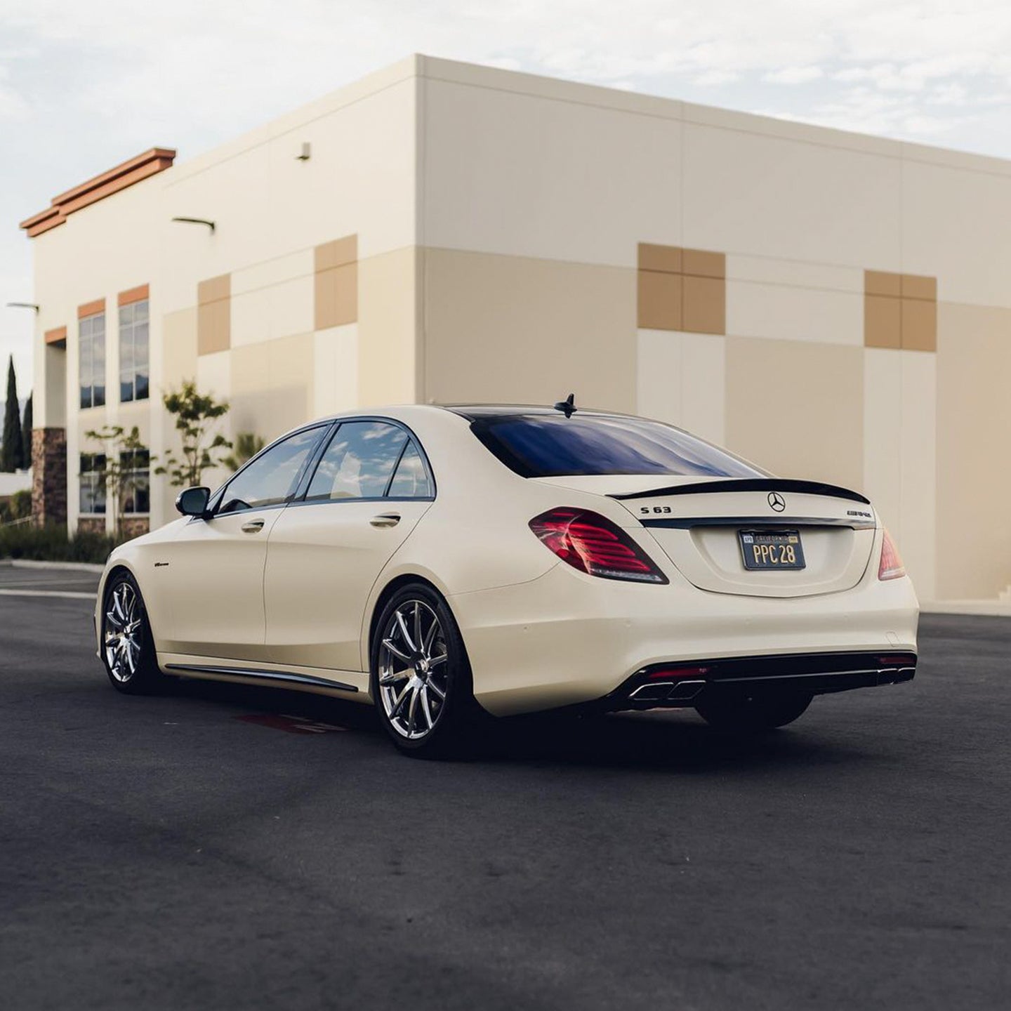 Benz S|Matte Silk Ivory White Vinyl Wrap|Eowrap