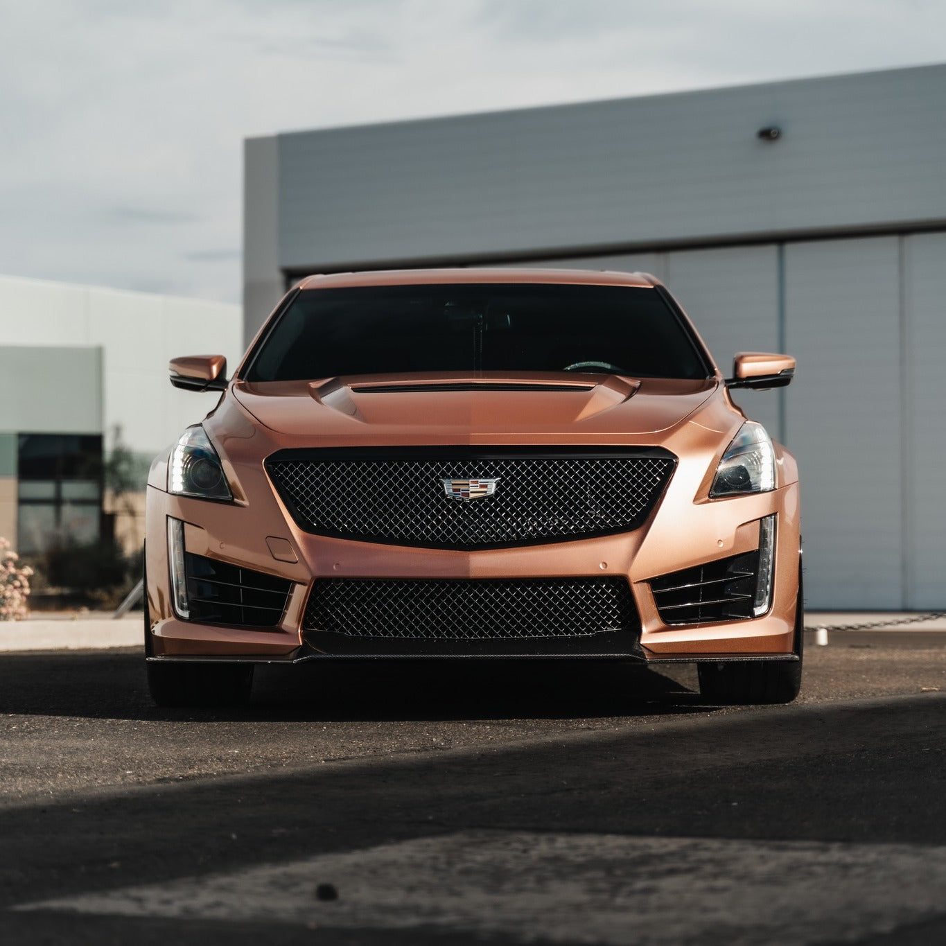 Cadillac|Glossy Metallic Rose Gold Vinyl Wrap|Eowrap