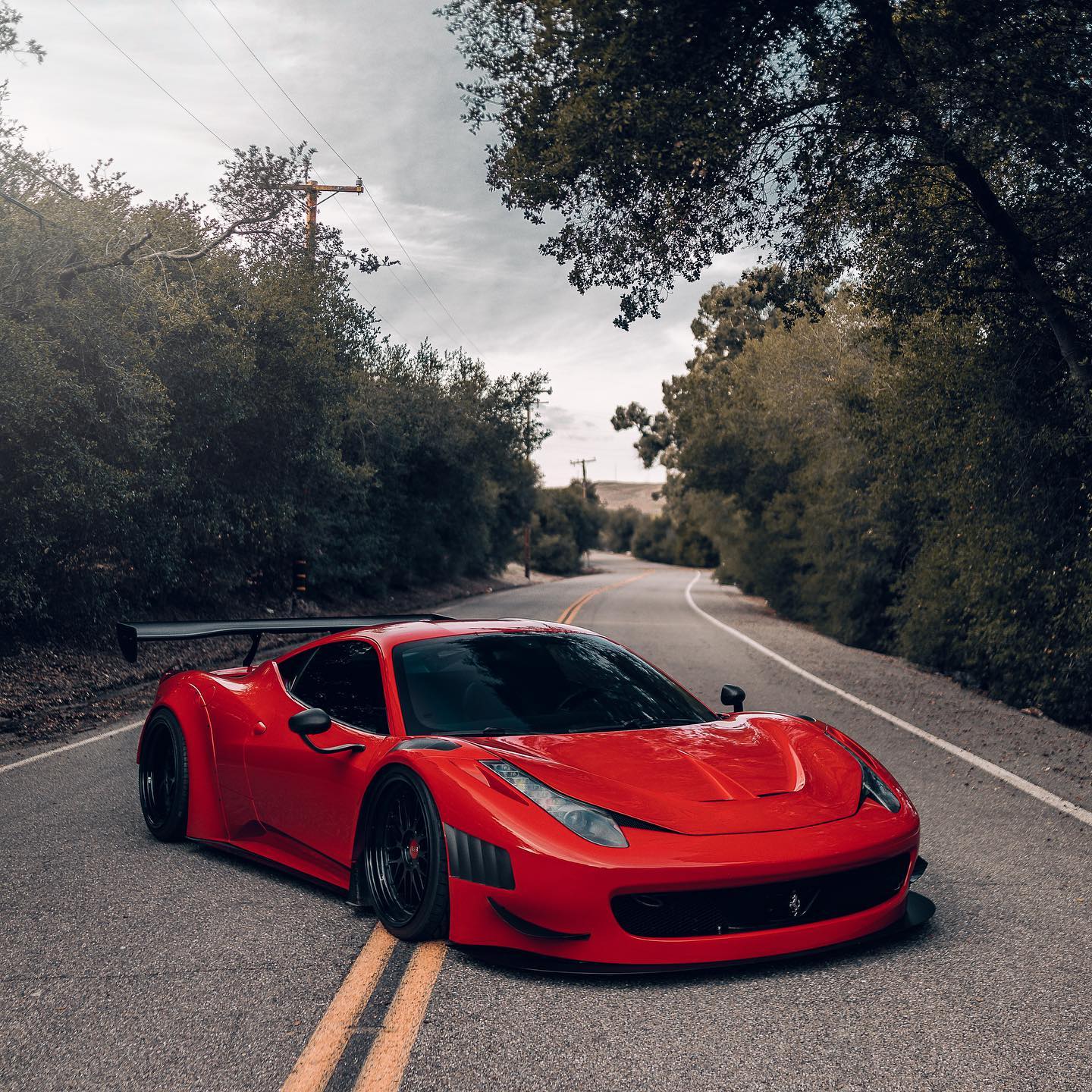 Ferrari 458|Super Glossy Maroon Red Vinyl Wrap|Eowrap