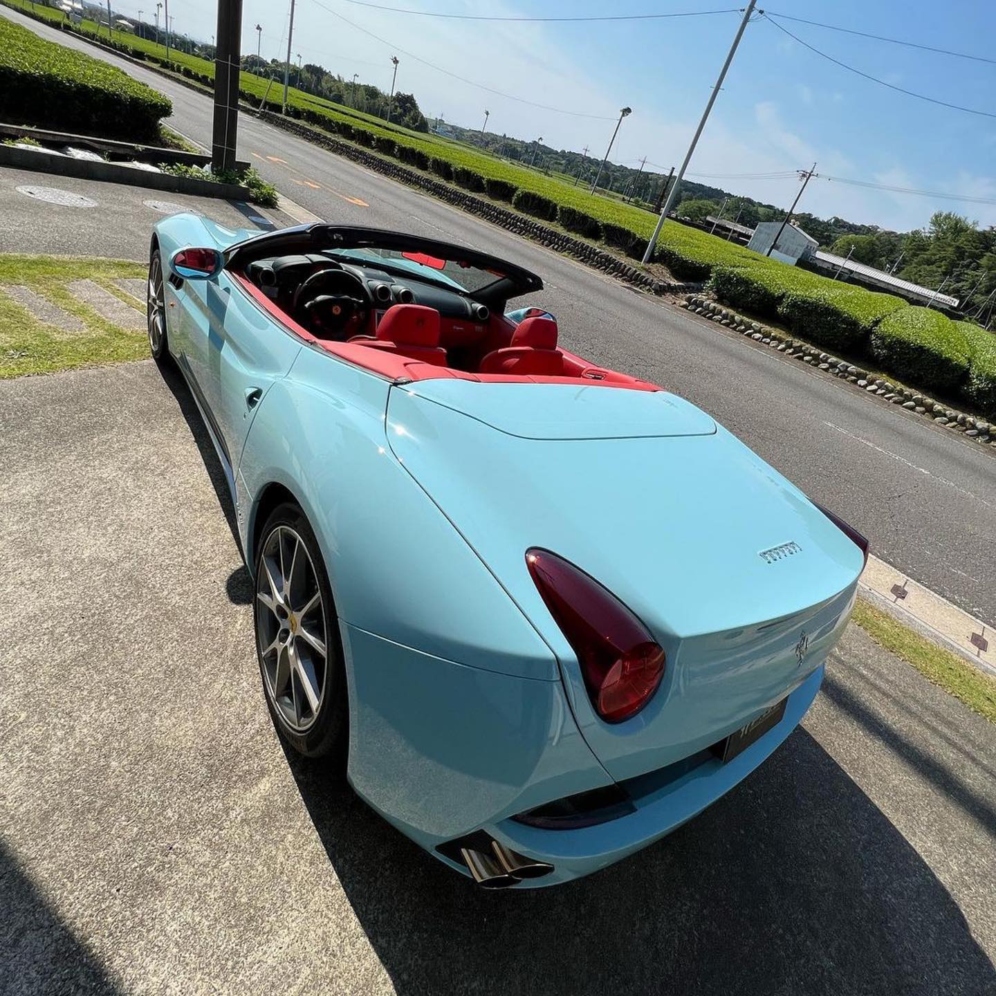 Ferrari California|Super Glossy Yacht Blue Vinyl Wrap|Eowrap