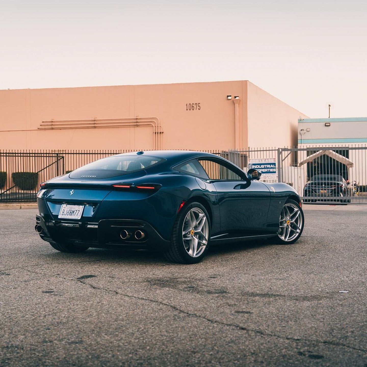 Ferrari|Glossy Metallic Indigo Blue Vinyl Wrap|Eowrap