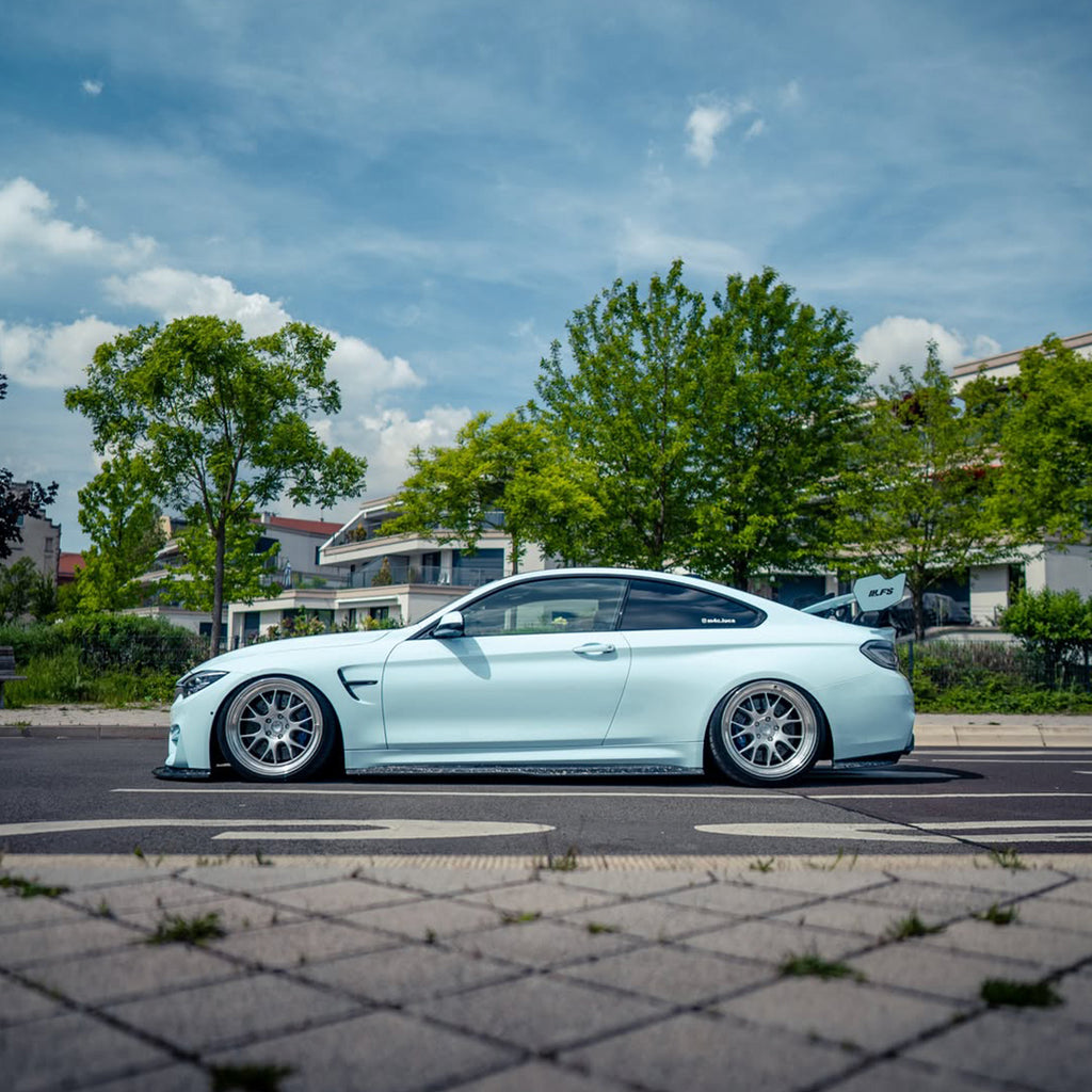Gloss Frozzen Blue Vinyl Wrap