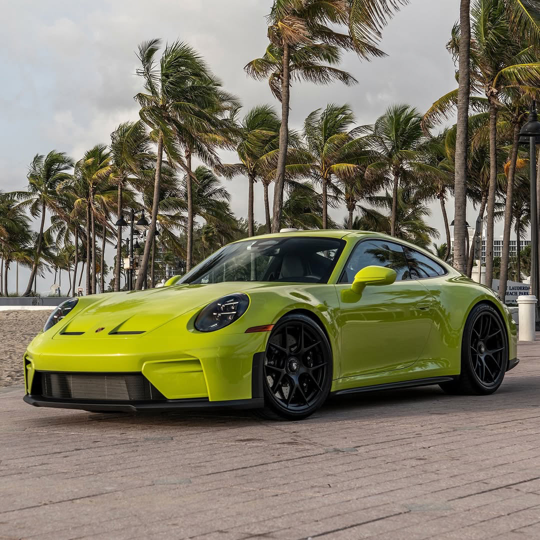 Gloss Grass green Vinyl Wrap