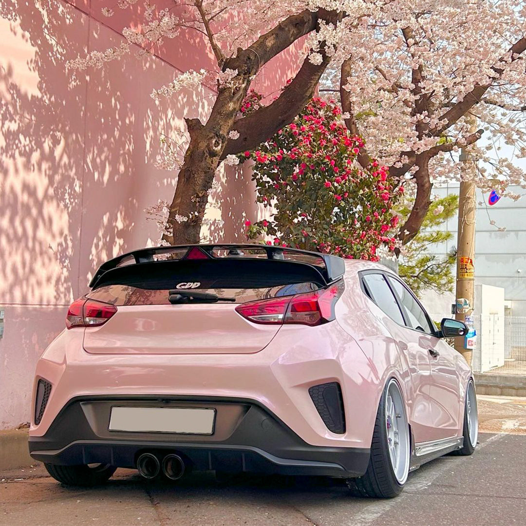 Hyundai Veloster|Super Glossy Pale Pink Vinyl Wrap|Eowrap