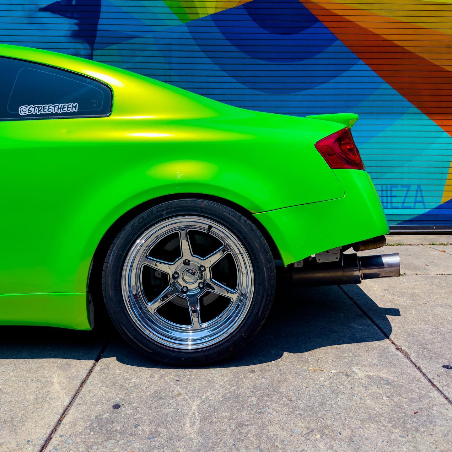 Infiniti G35|Candy Metallic Neon Green Vinyl Wrap|Eowrap