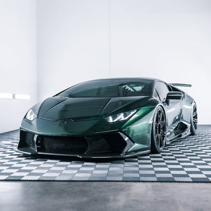 Lamborghini|Glossy Metallic Deep Jungle Green Vinyl Wrap|Eowrap