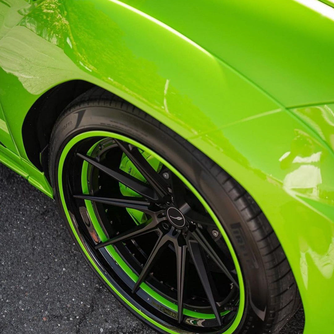 Lamborghini|Super Glossy Thyme Green Vinyl Wrap|Eowrap