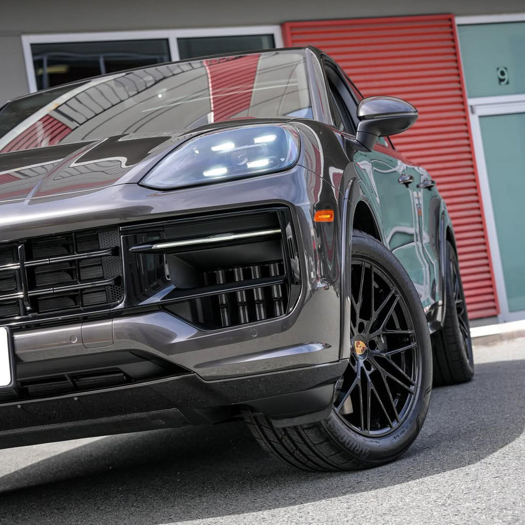 Liquid Metallic Gunmetal Gray Vinyl Wrap