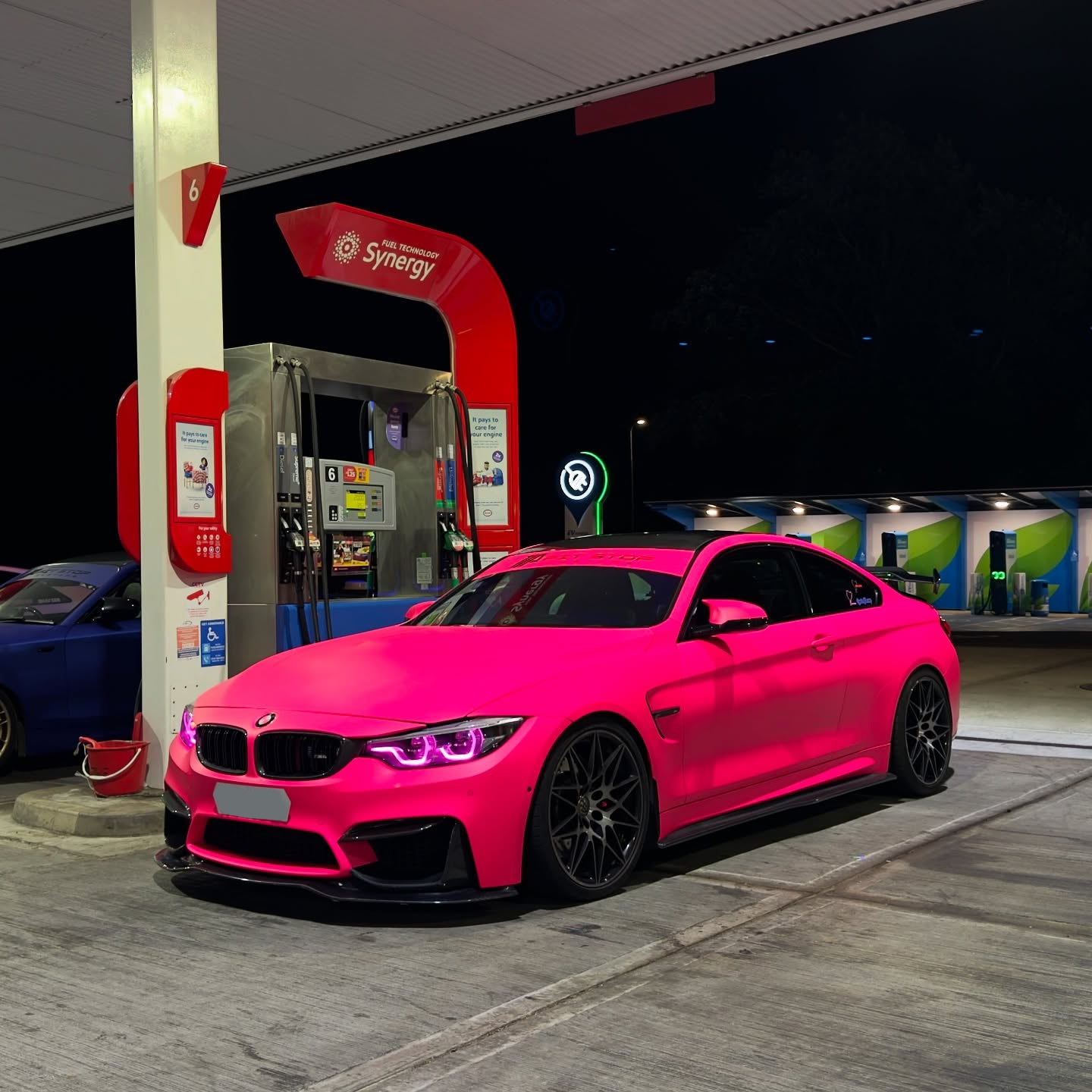 Matte Florescence Pink Vinyl Wrap