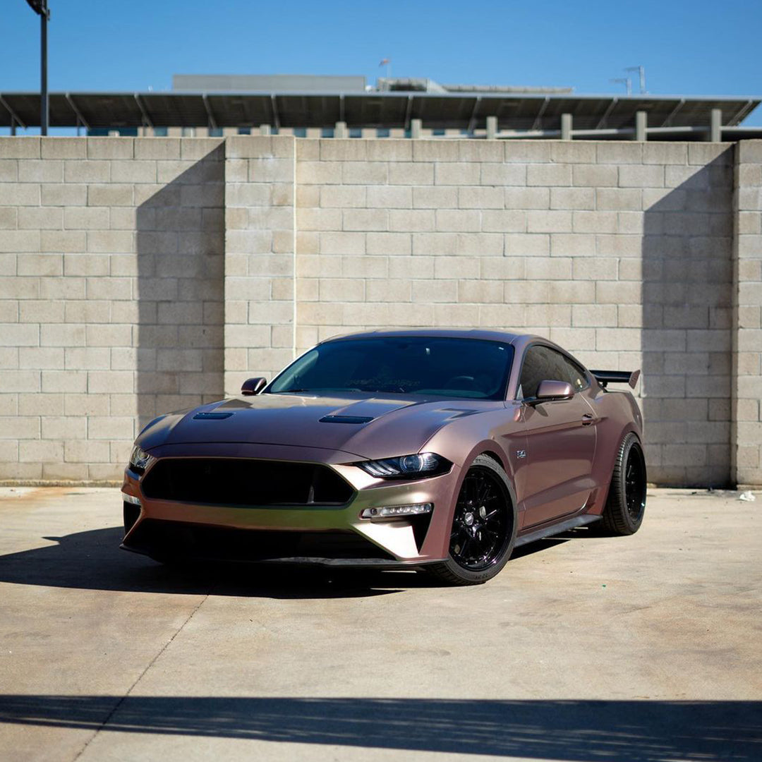 Mustang|Glitter Metallic Purple Green Vinyl Wrap|Eowrap