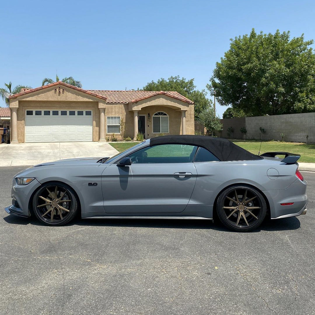 Mustang|Glossy Nardo Gray vinyl wrap|Eowrap