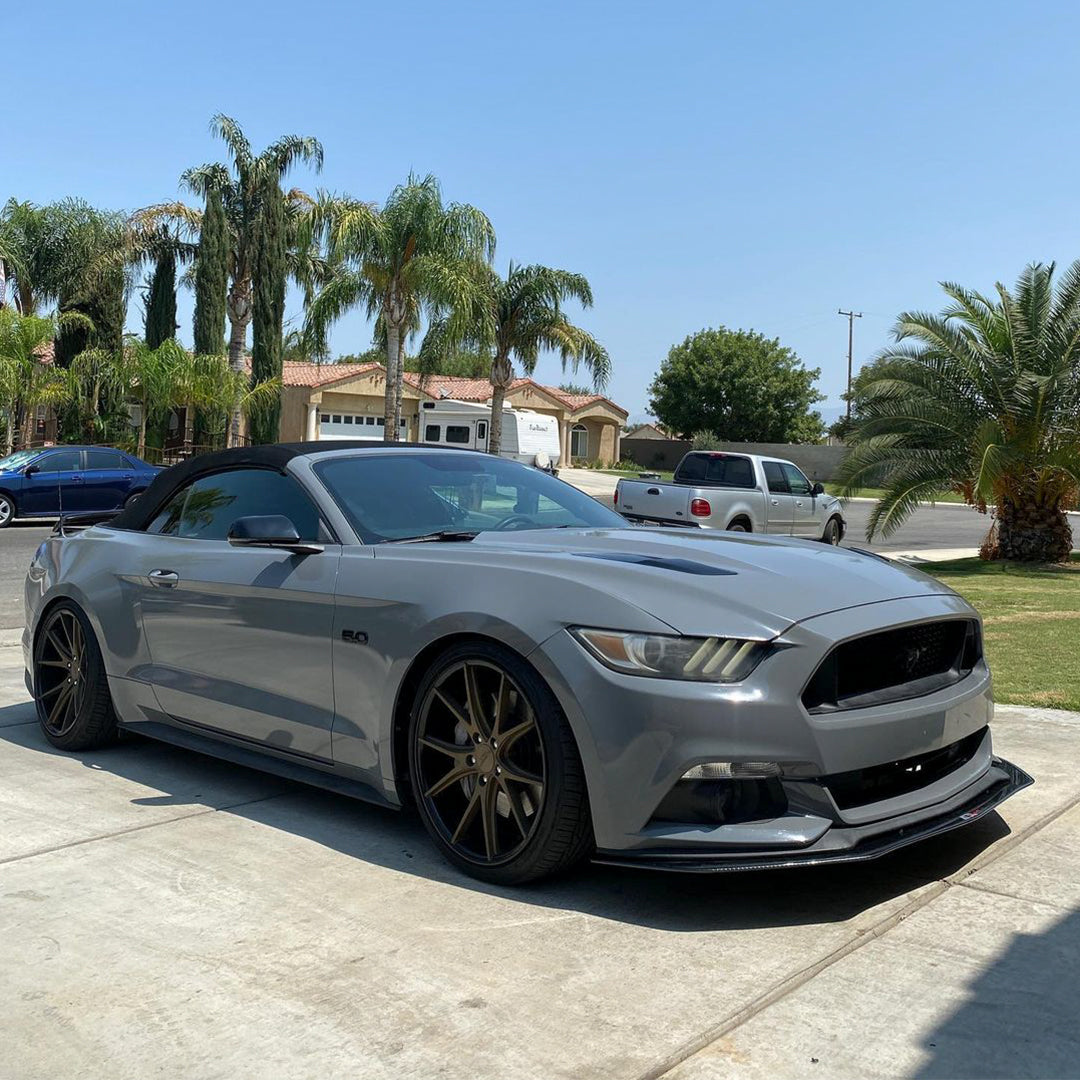 Mustang|Glossy Nardo Gray vinyl wrap|Eowrap