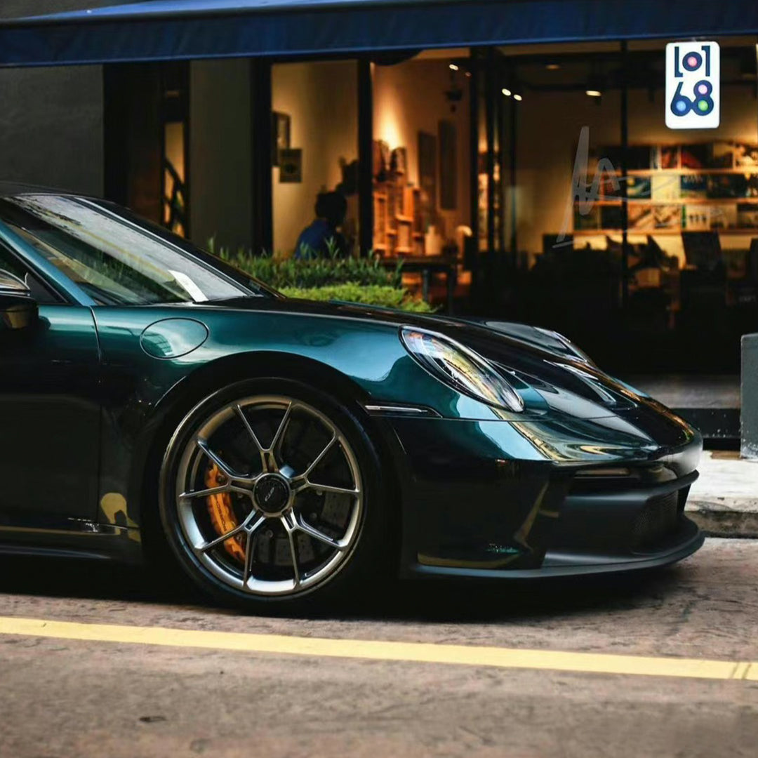 Porsche|Glossy Metallic British Racing Green Car Wrap|Eowrap