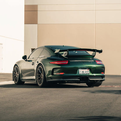 Porsche|Glossy Metallic Gotland Green Vinyl Wrap|Eowrap