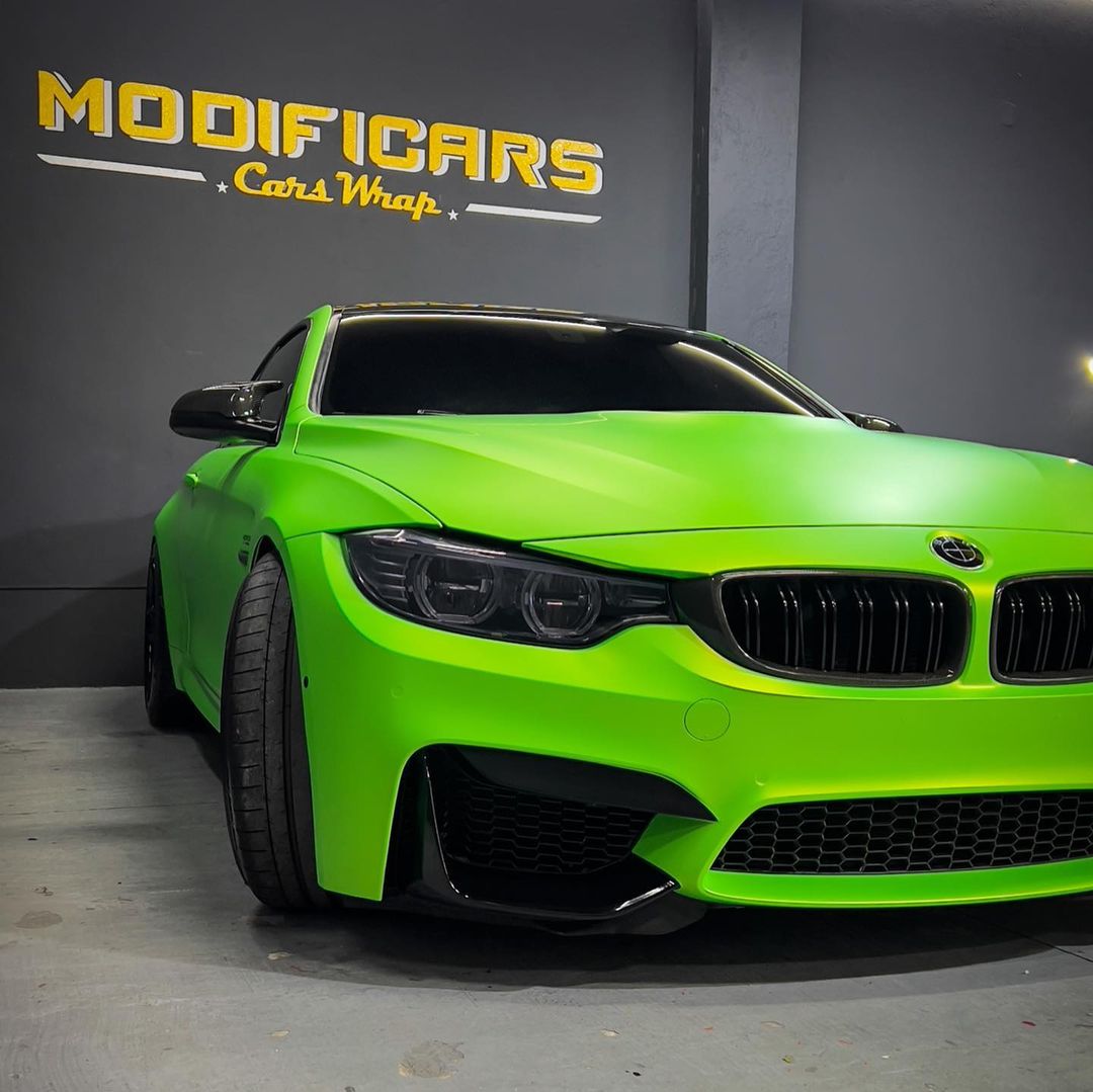 Satin Chrome Paradice Green Vinyl Wrap