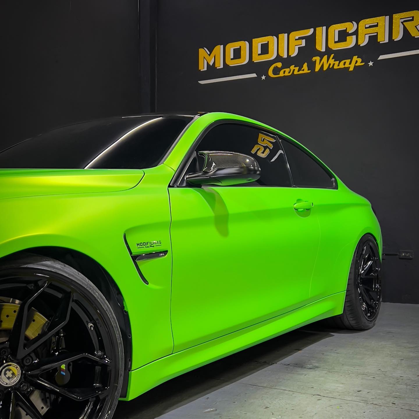 Satin Chrome Paradice Green Vinyl Wrap