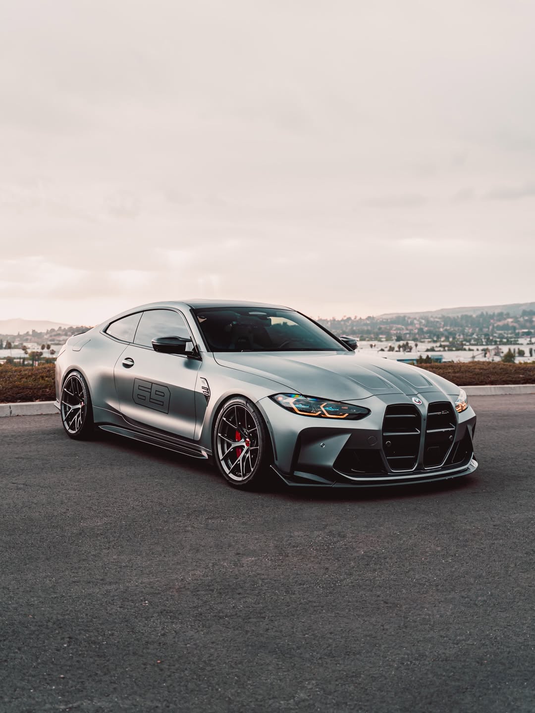 BMW M4 (G82)