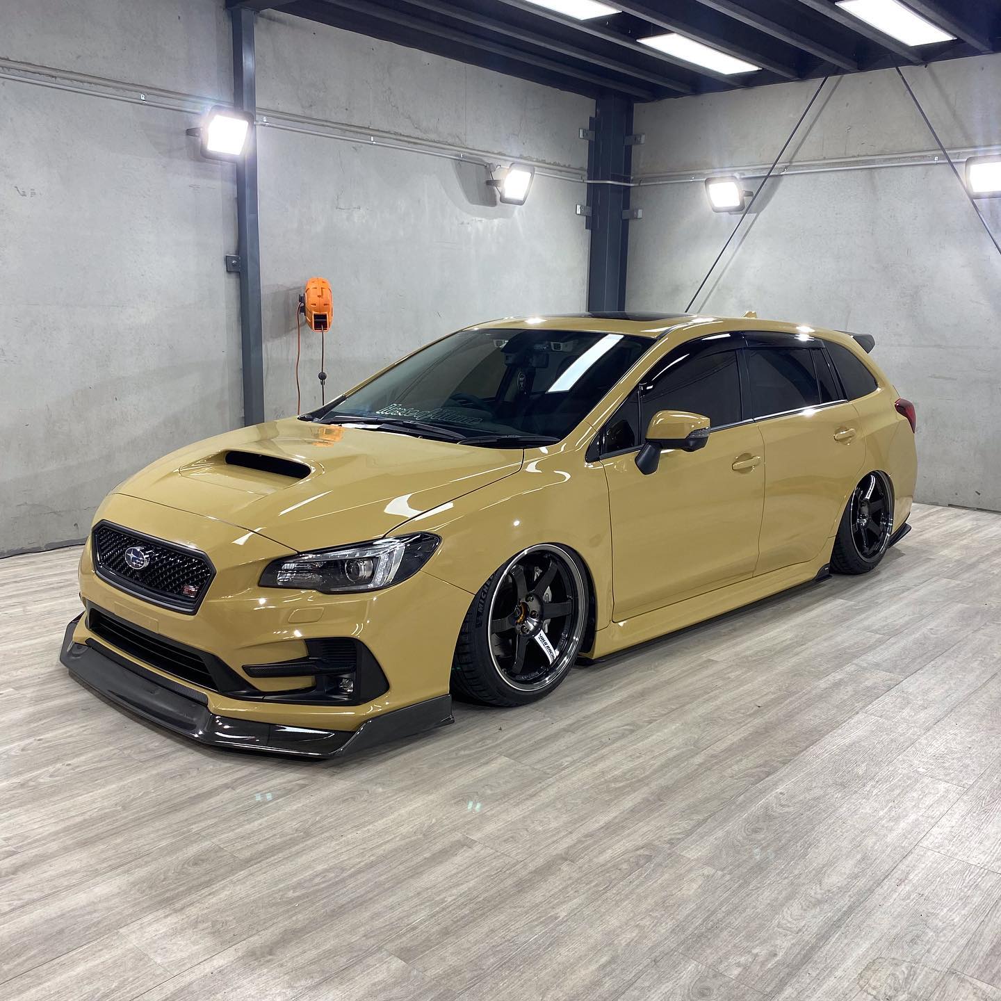 Gloss Desert Yellow PPF