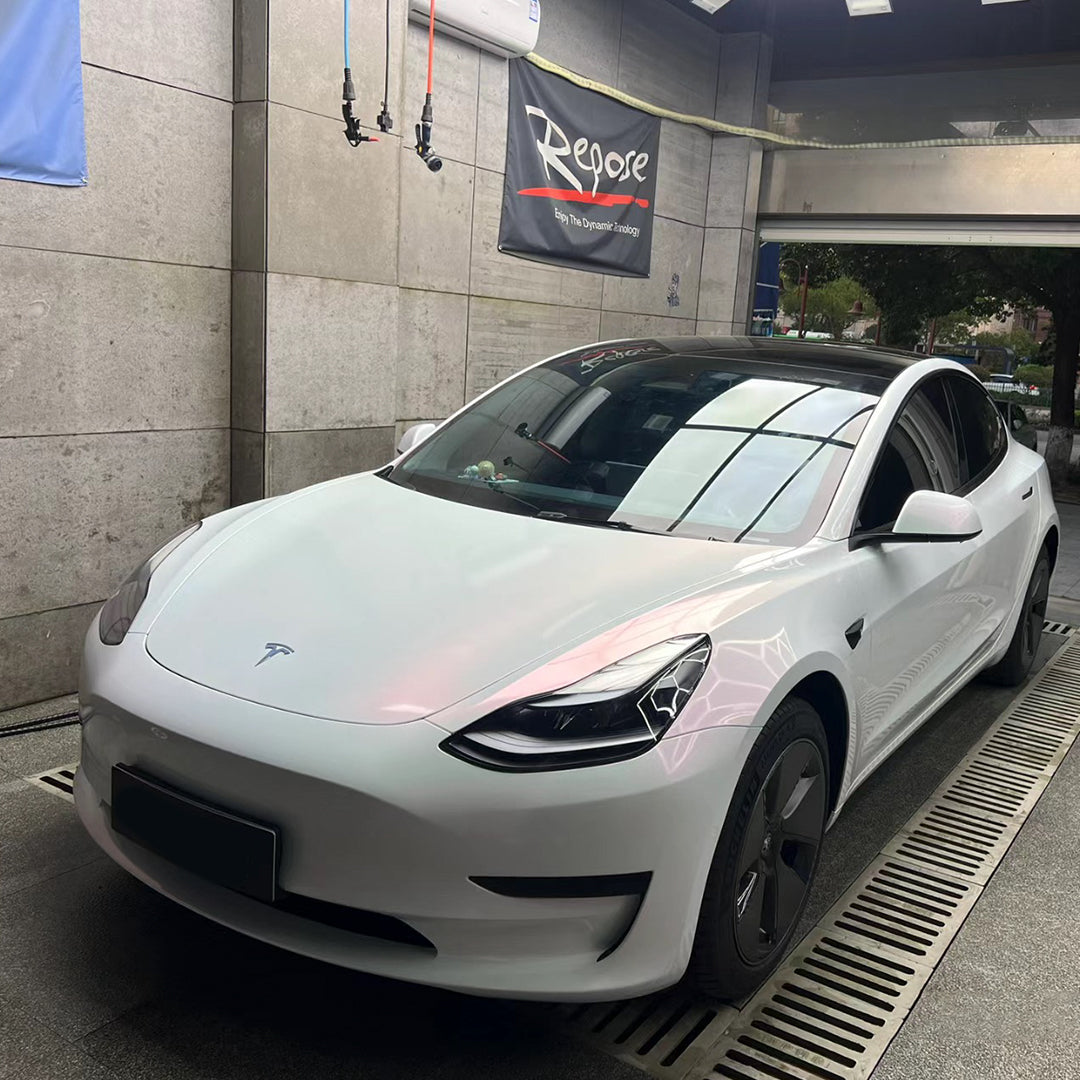 Tesla Model 3|Glossy White Red Vinyl Wrap|Eowrap