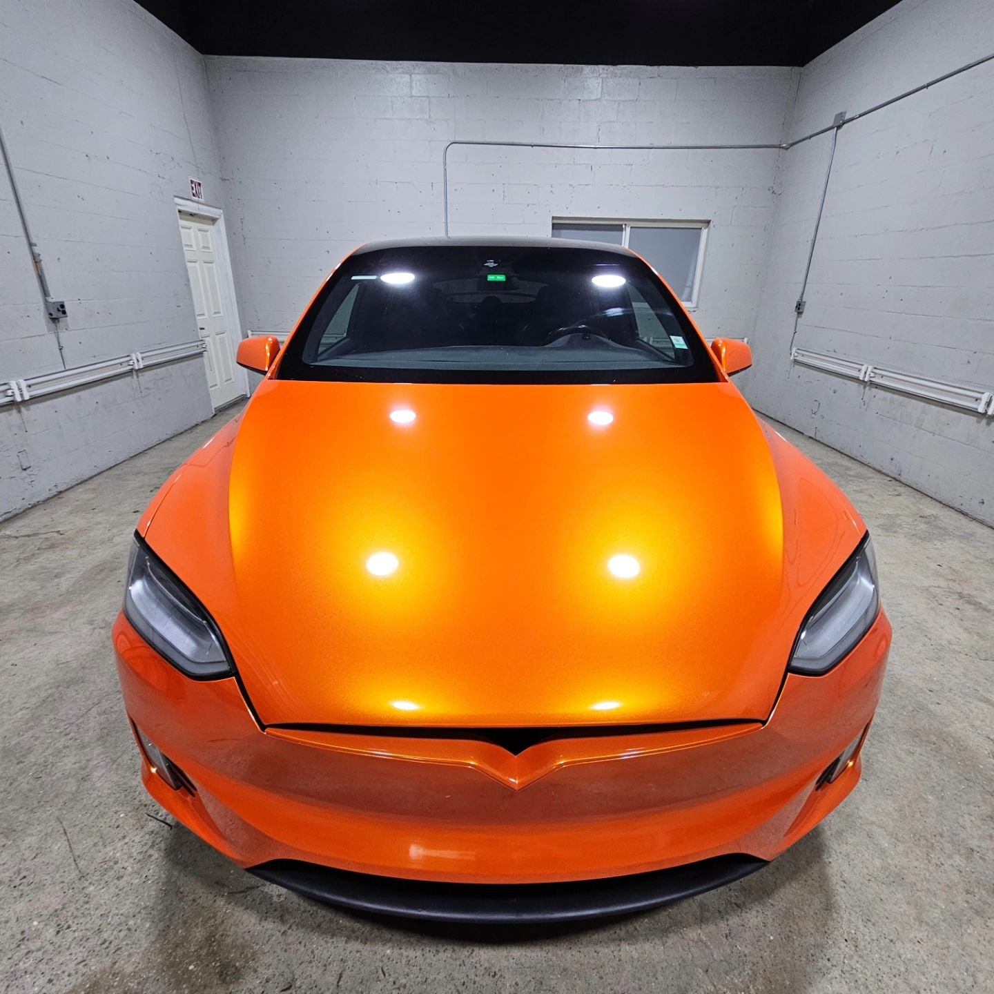 Tesla Model X|Candy Metallic Neon Orange Vinyl Wrap|Eowrap