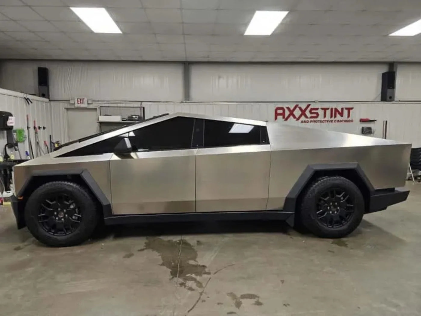 AXXS TINT