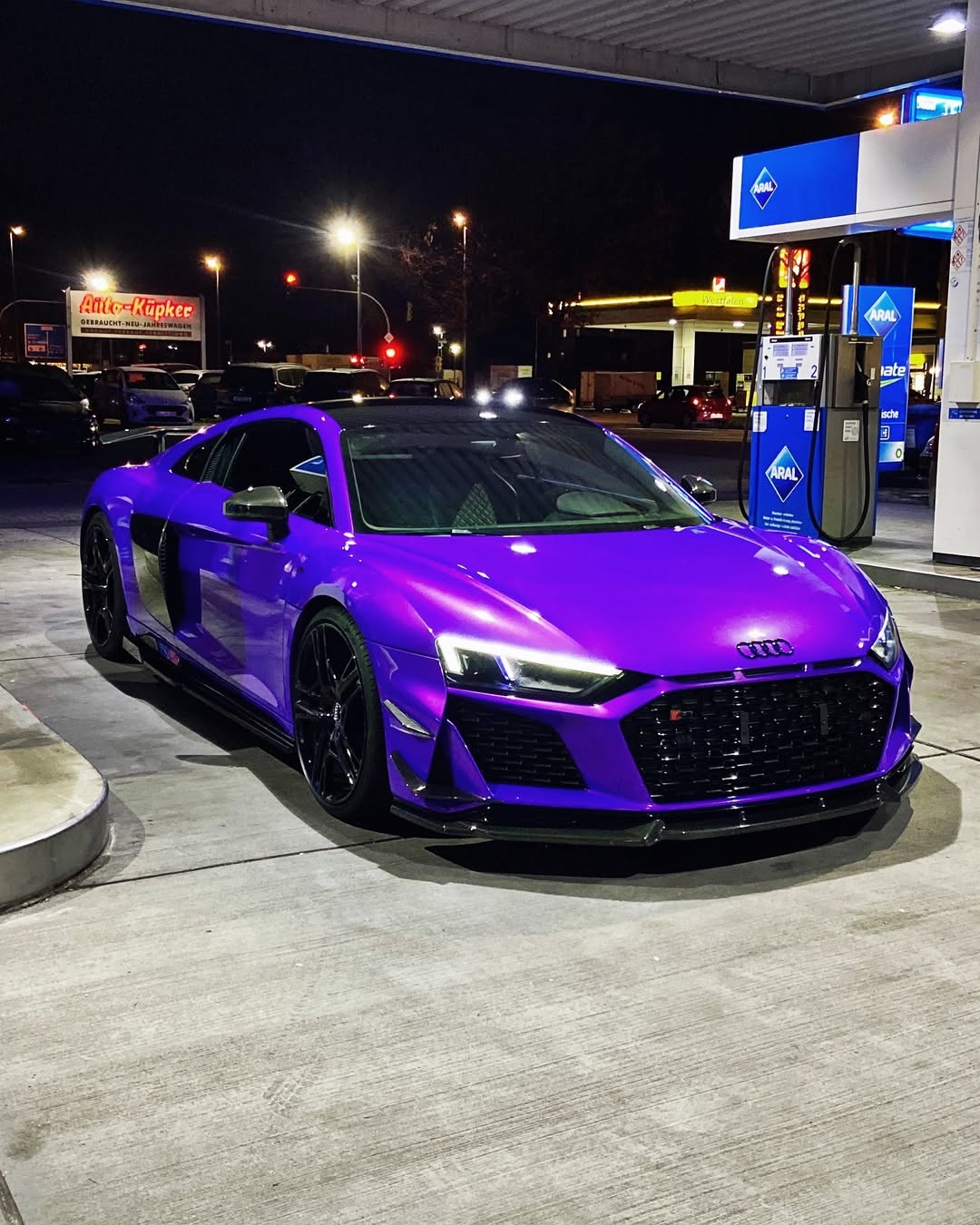 Gloss Metallic Mauvine Purple Vinyl Wrap installed on Audi R8 (Type 4S) R8 (Type 4S)