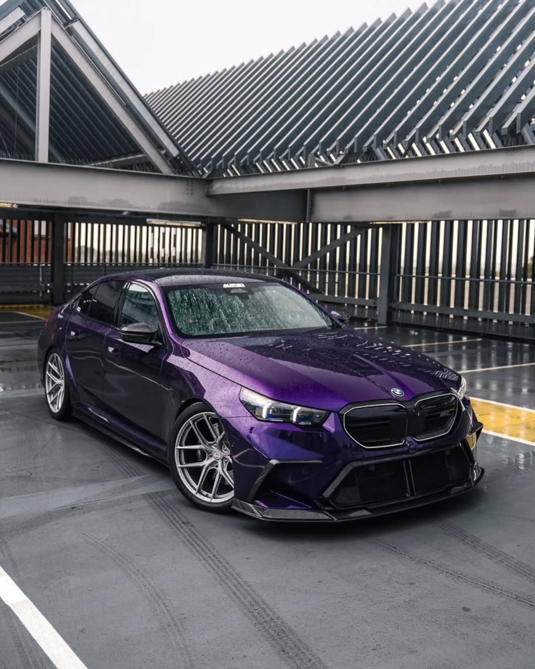 Gloss Metallic Racing Violet PPF installed on BMW M5 (G90) M5 (G90)