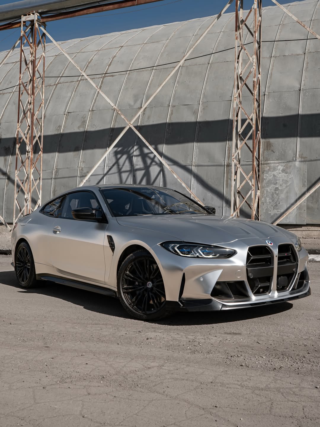 Satin Chrome Silver Vinyl Wrap installed on BMW M4 (G82) M4 (G82)