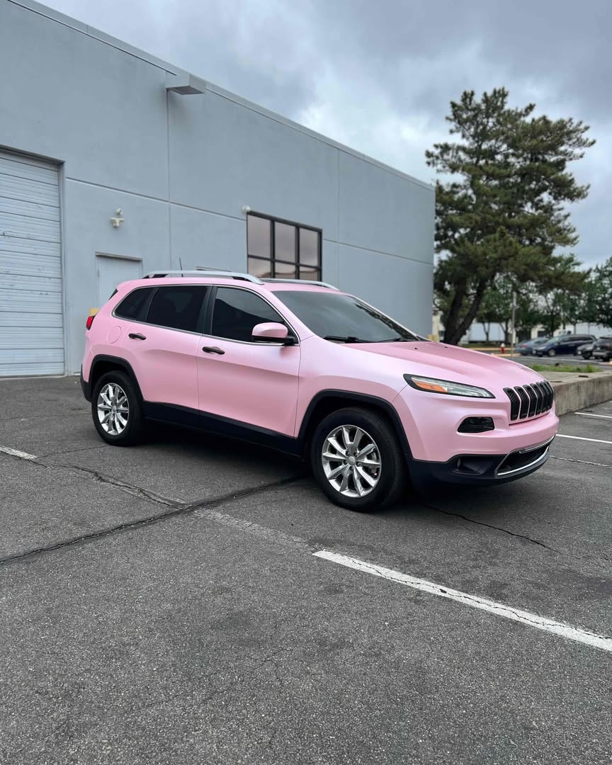 Satin Metallic Blush Pink Vinyl Wrap installed on Jeep Cherokee (KL) Cherokee (KL)